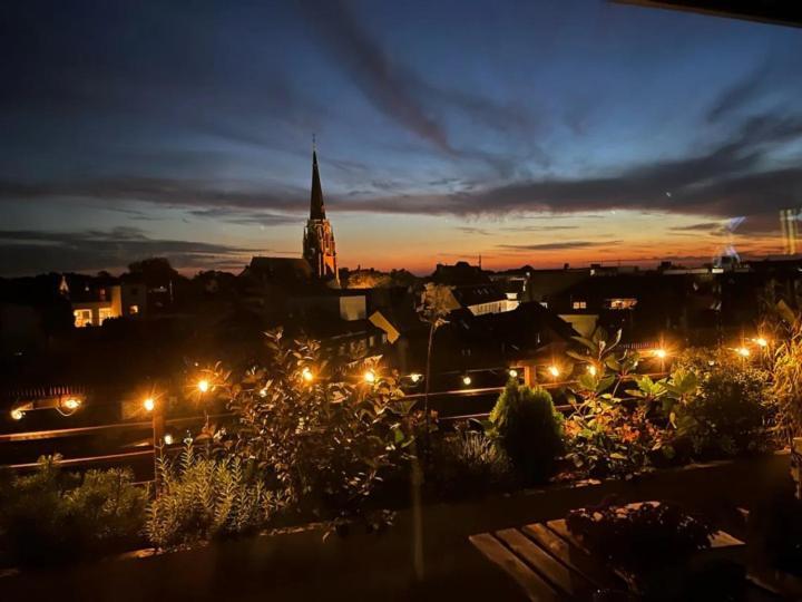 Bostel 88 - Moderne Stadtwohnung Mit Klimaanlage Moers Exterior foto